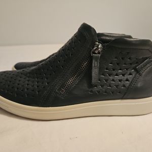 Ecco Soft 7 Laser Sneaker Bootie Women's Size 7 Black 44045301001